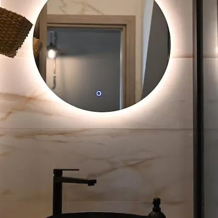 Argyros Loft