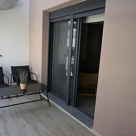 Argyros Loft Apartman *
